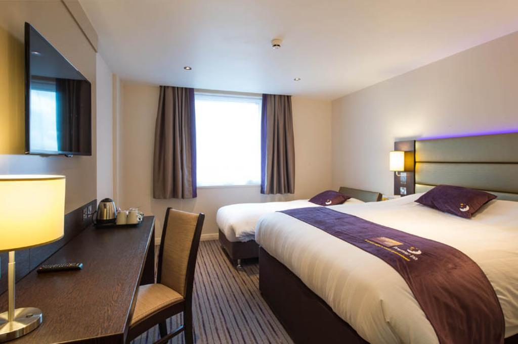 Premier Inn Falkirk - Larbert Ngoại thất bức ảnh