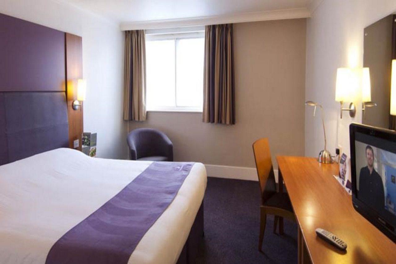 Premier Inn Falkirk - Larbert Ngoại thất bức ảnh